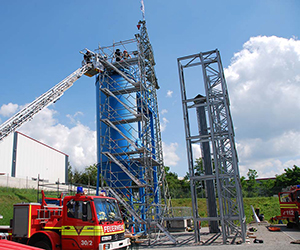 Feuerwehr am Trainingsturm Marktsteft