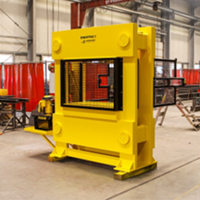 Sonderpresse Stahlmanufaktur